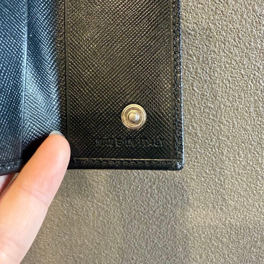 未使用品 PRADA ブラック サフィアーノレザー キーケース