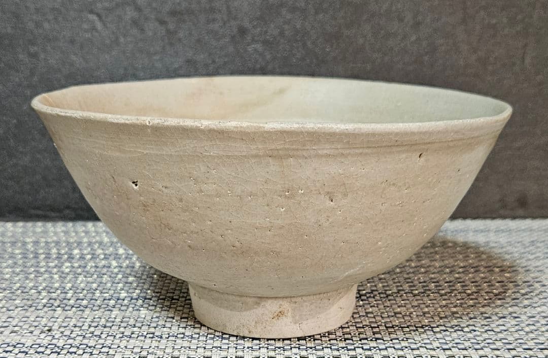 李氏朝鮮時代　李朝白磁　径約15.6cm碗　 茶碗　菓子鉢　茶道具　韓国古陶磁器