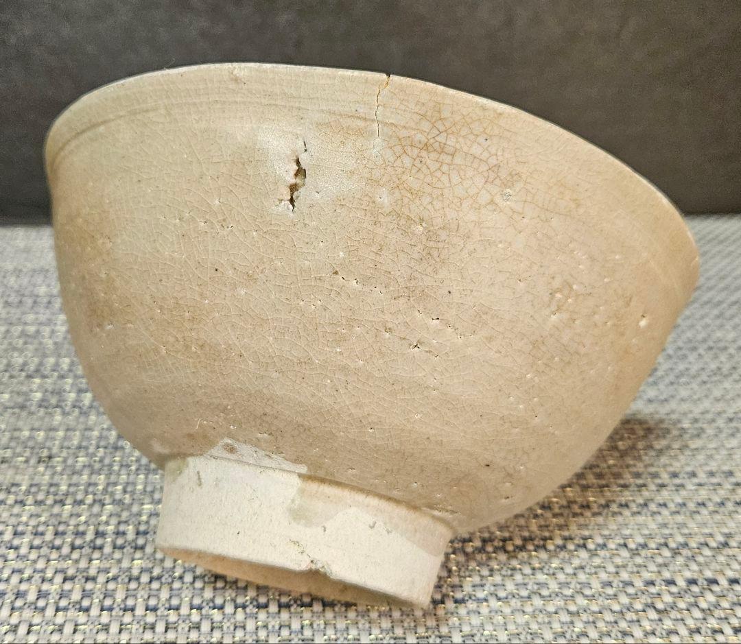 李氏朝鮮時代　李朝白磁　径約15.6cm碗　 茶碗　菓子鉢　茶道具　韓国古陶磁器