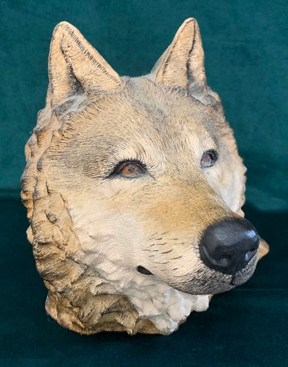 Timber Wolfの彫像、美術工芸品