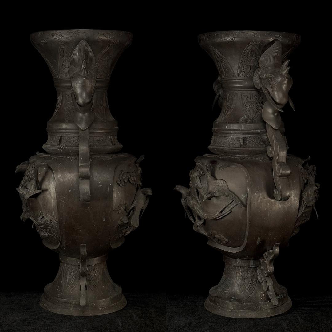 圧巻の名品！ 高岡銅器 古銅象耳花鳥饕餮文特大壺 全高60cm 重量20.6kg