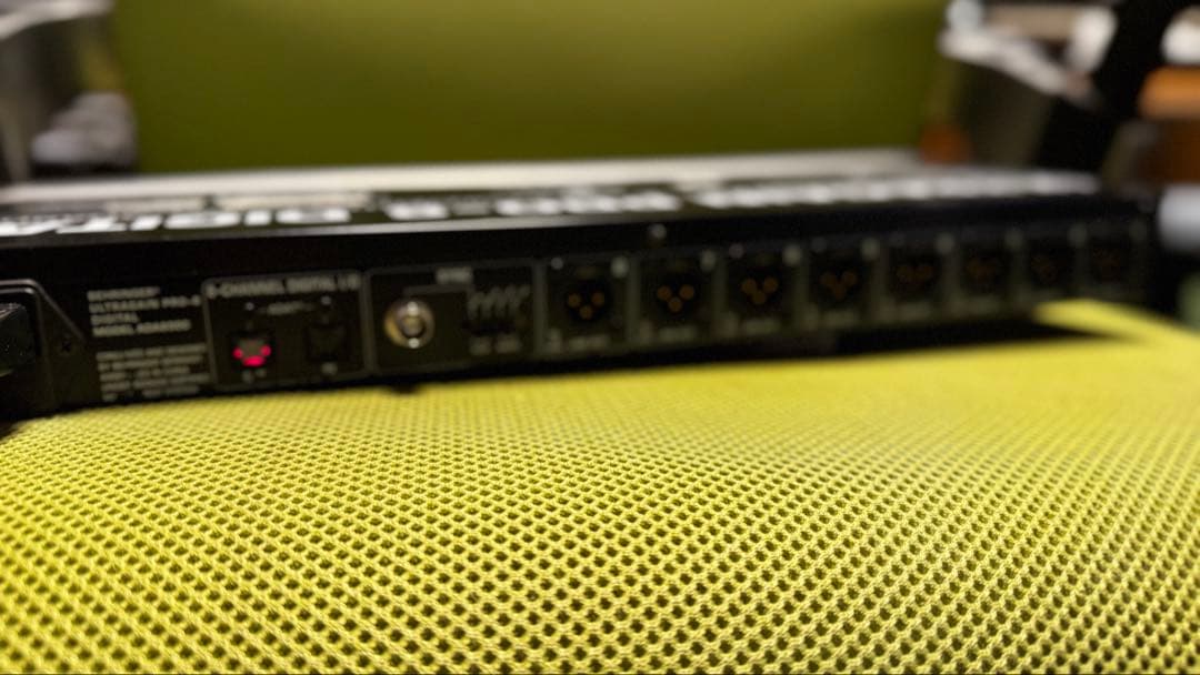 配信機器・PA機器・レコーディング機器 Behringer ULTRAGAIN ADA8000