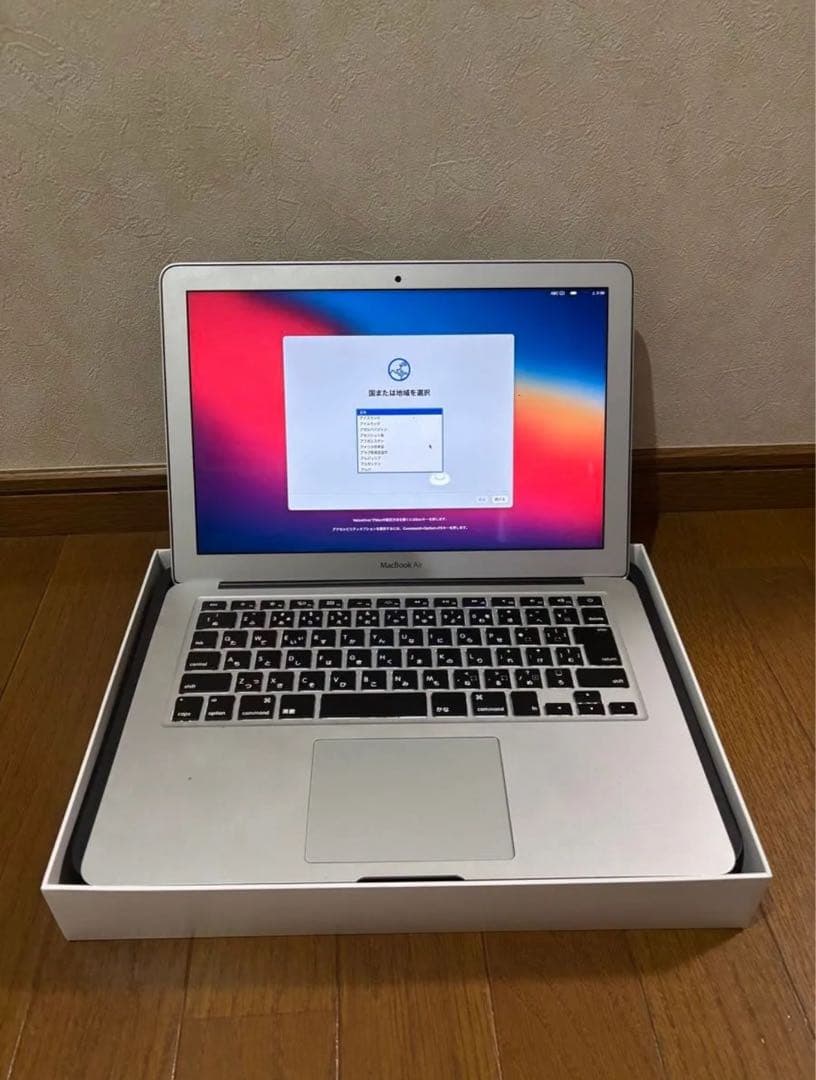 Apple MacBook Air13インチ シルバー i7 8GB 512GB