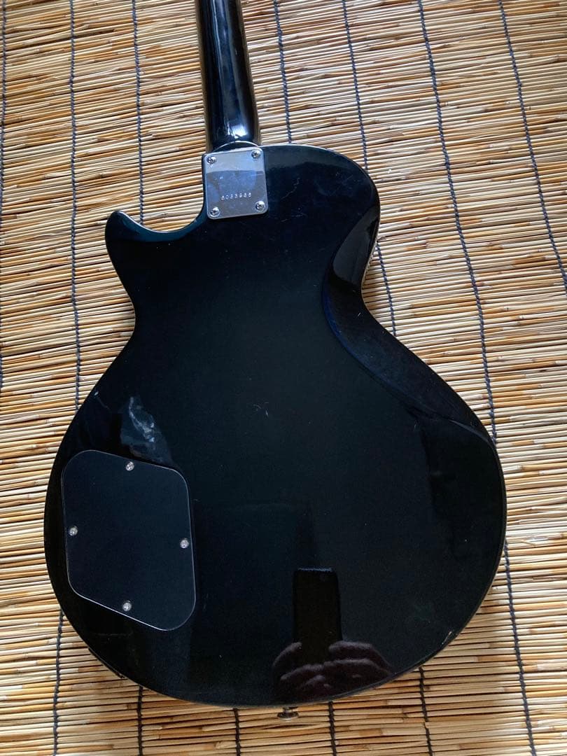 ☆ きよ ☆ Grass Rootsボディに 改造を施したオリジナルギター