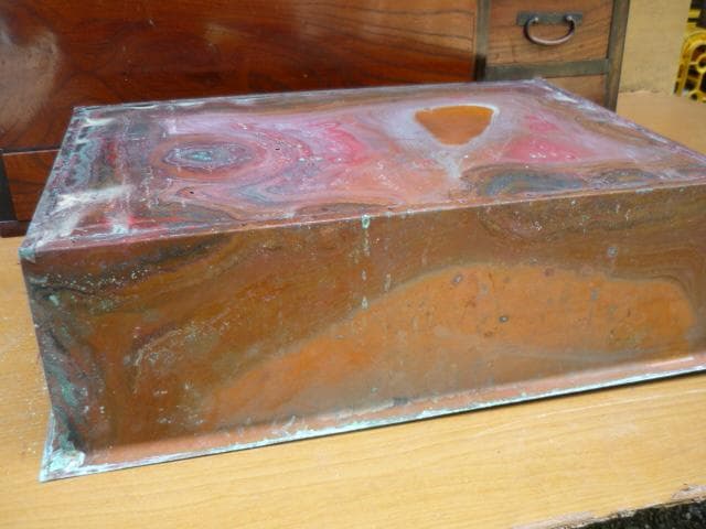 長火鉢（関東火鉢）　ケヤキ材　火箸・灰ならし・猫板付き