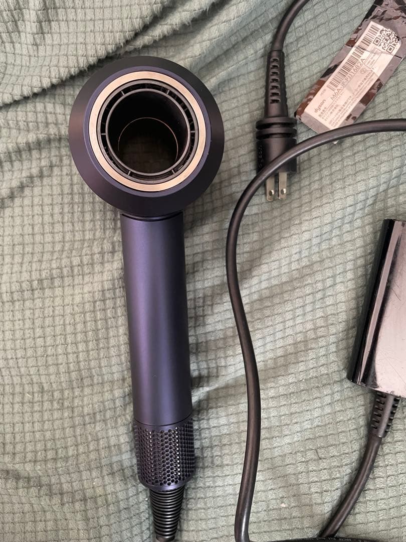 ダイソン　ヘアドライヤー　HD08 dyson