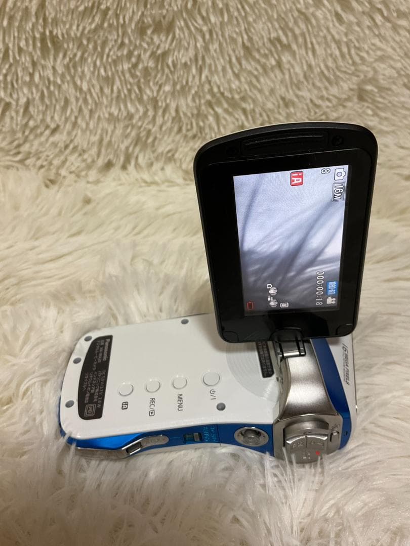 【超美品　簡易動作確認済】パナソニック防水型デジタルムービーカメラHX-WA20