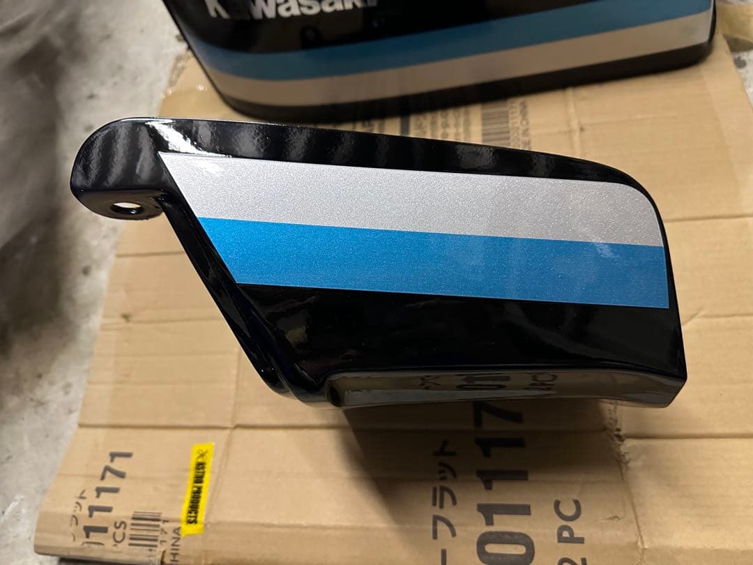 kawasaki z400fx タンク テールカウル