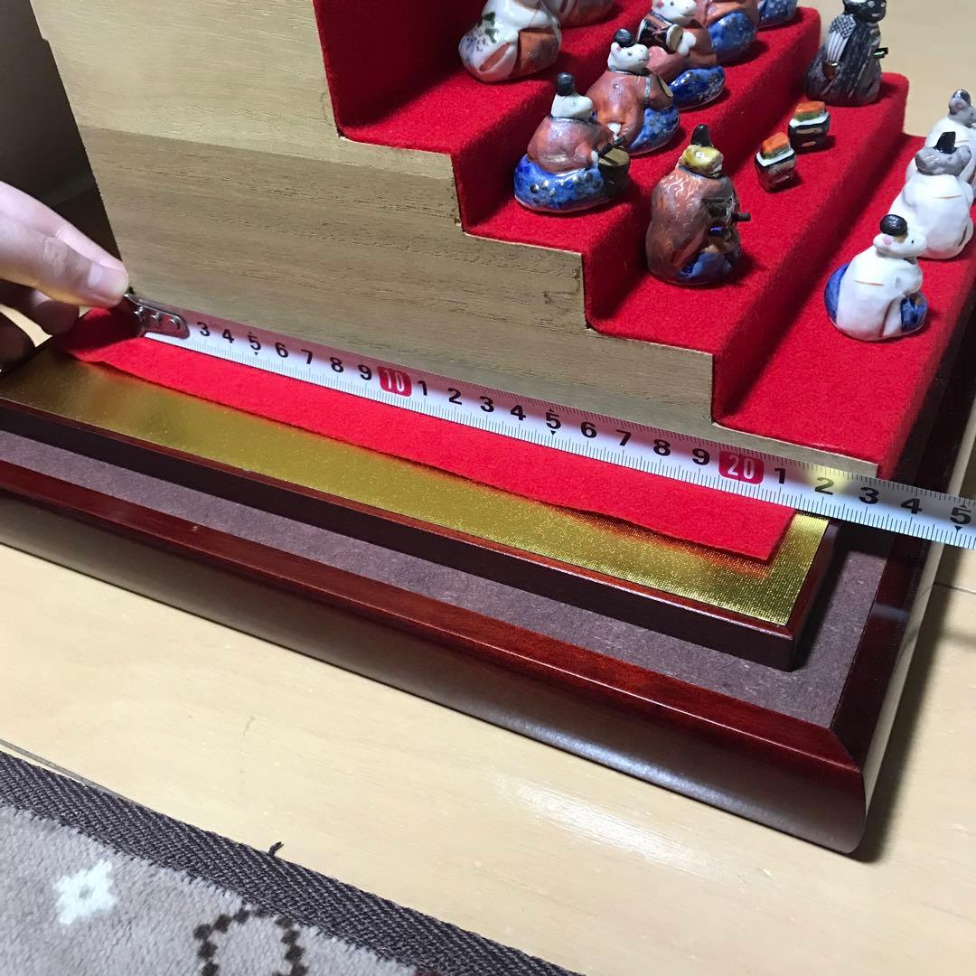 段飾りの兎雛　陶器　陶器雛　干支雛