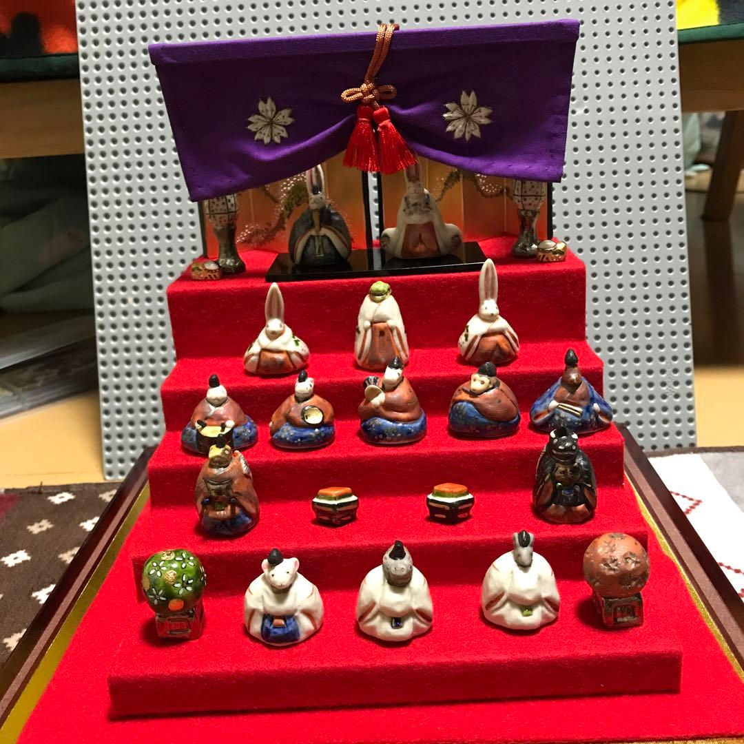 段飾りの兎雛　陶器　陶器雛　干支雛