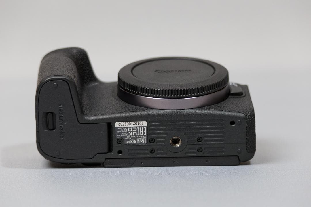 Canon EOS RP ミラーレス一眼カメラ