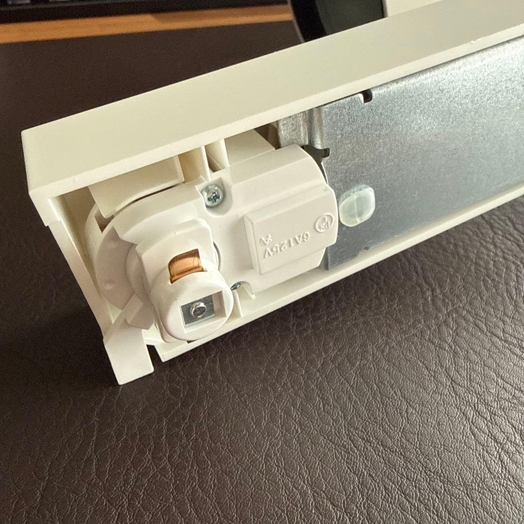 LZS-9103 NWB2 DAIKO スポットライト　ダクトレール　2個