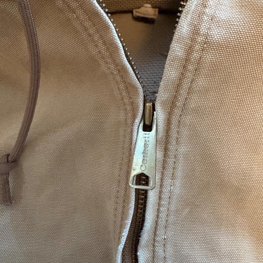 Carhartt J131 アクティブジャケット