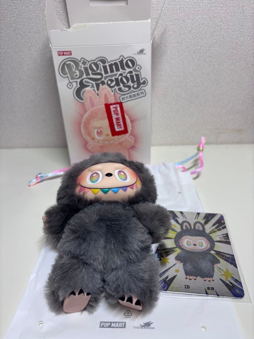 正規品　POP MART ラブブ　エナジー シークレット