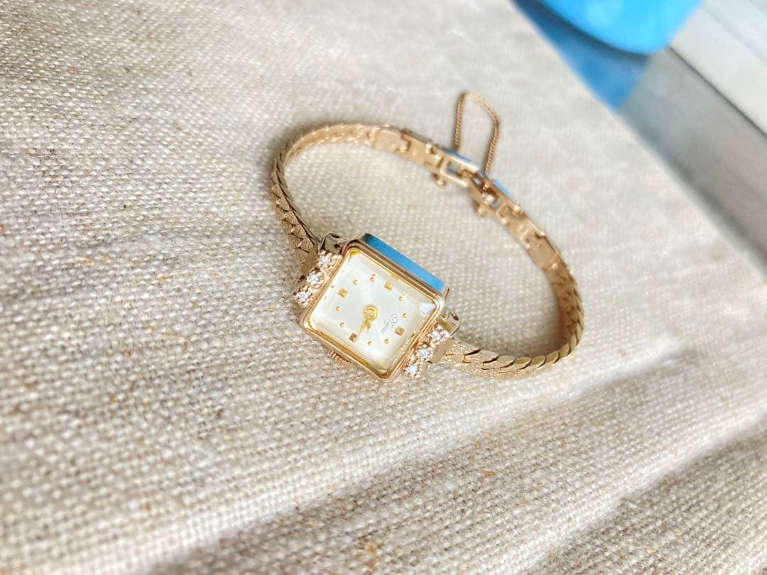 限定品 ノジェス NOJESS ダイヤモンド リボン 腕時計 電池交換済み