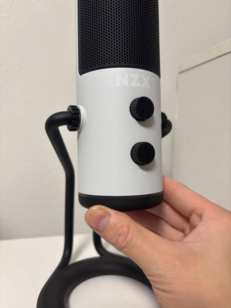 配信機器・PA機器・レコーディング機器 NZXT capsule white