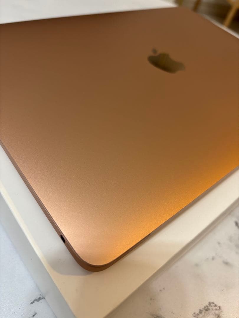 【美品・箱完備】MacBook Air ゴールド 13inch 256GB