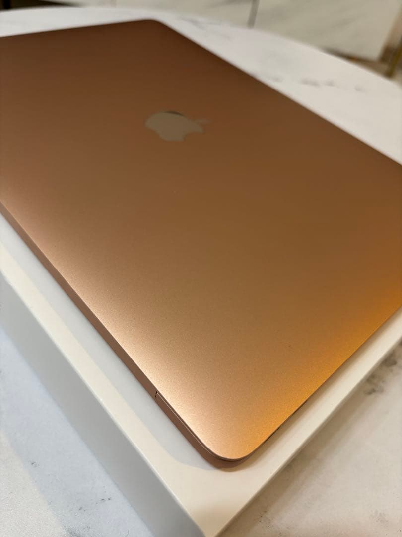 【美品・箱完備】MacBook Air ゴールド 13inch 256GB