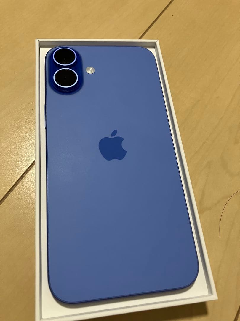 (ケーブル付き)iPhone 16 plus ウルトラマリン