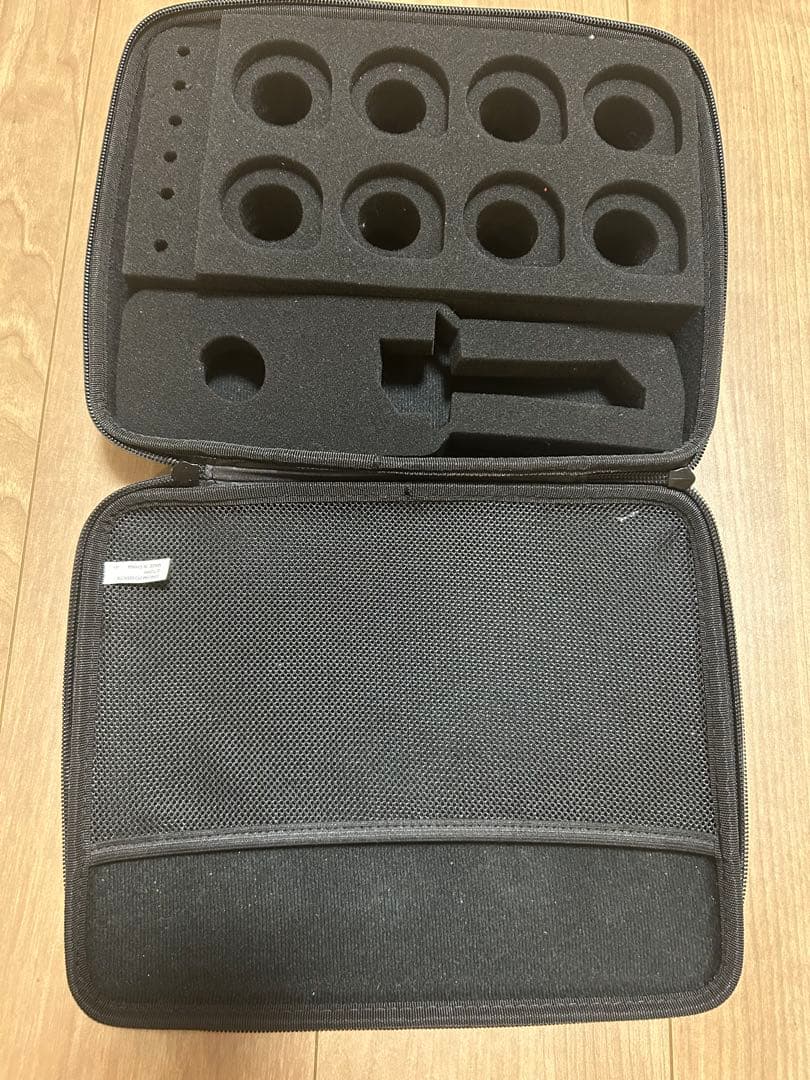 ベイブレードX引退セット　スタジアム　ケース　コレクション　限定　レア　ベイ