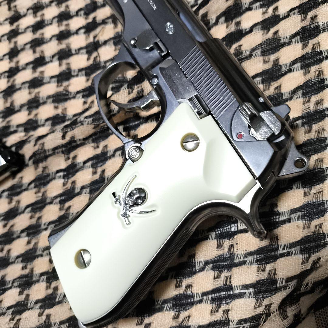 1東京マルイ製　M92F クロームステンレス　ソードカトラスstyle ガスブロ