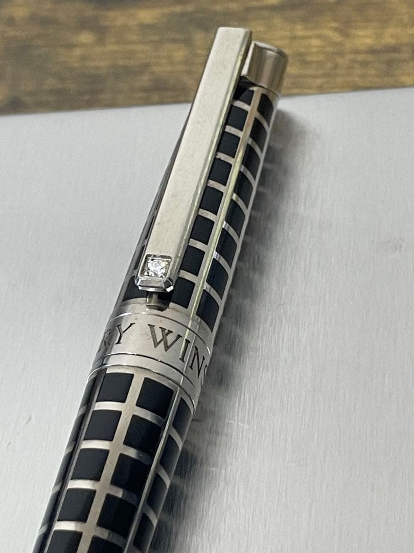 シリアルナンバー　ダイヤモンド　パラジウム仕上げ　ハリーウィンストン　万年筆