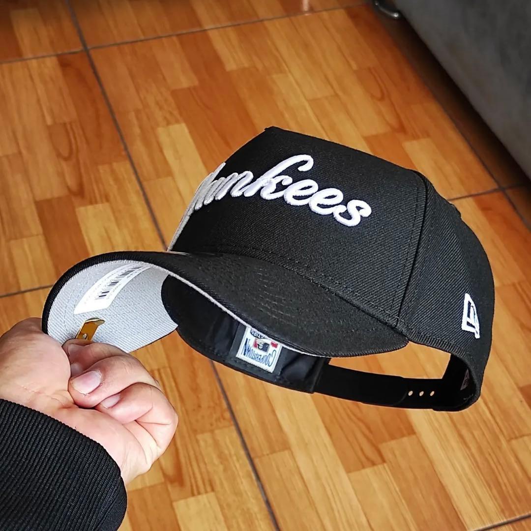 【新品】NEW ERA ヤンキース 9FORTY キャップ スクリプト 黒