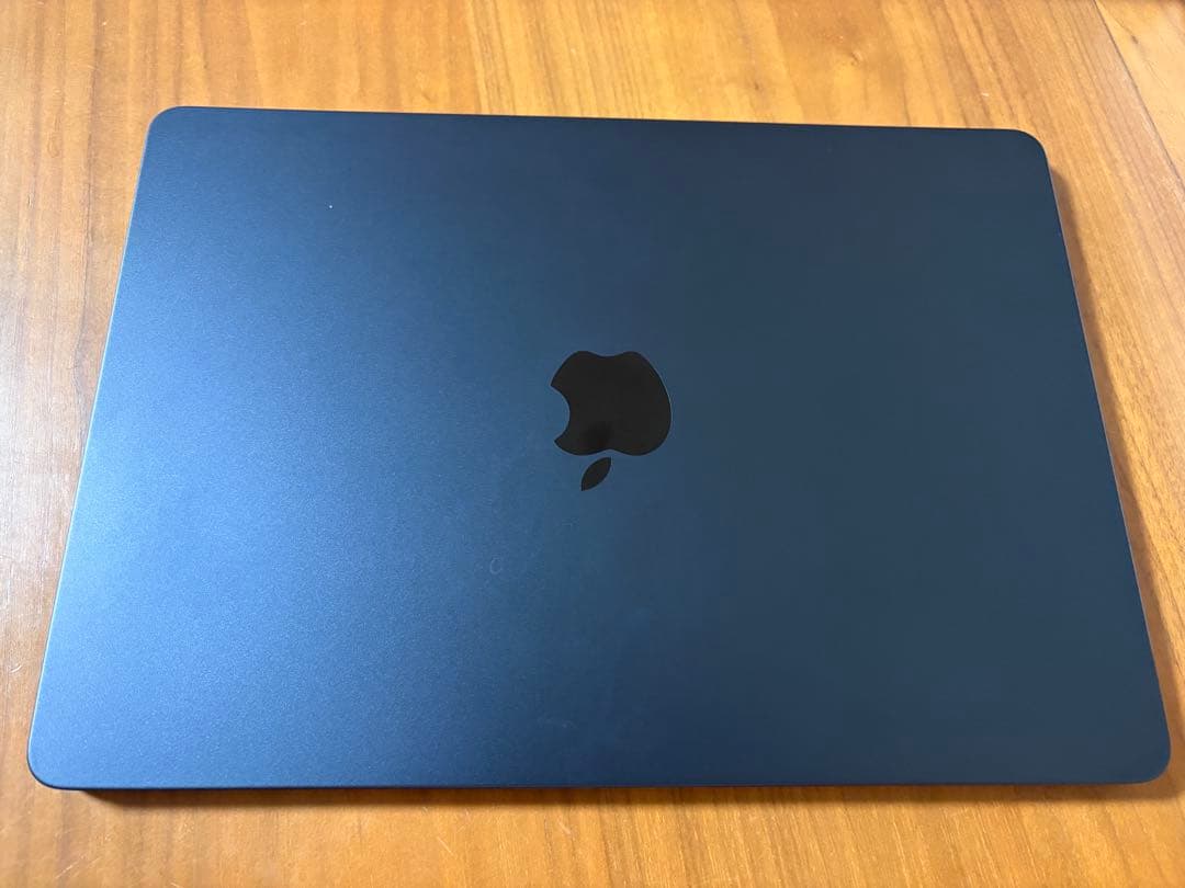 ジャンク品　MacBook Air M2 (2022年モデル) 13.6インチ