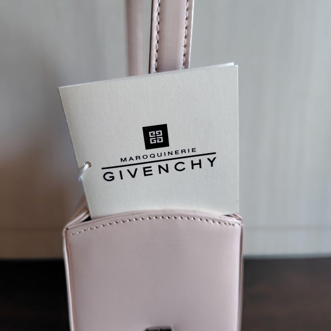 GIVENCHYレザーハンドバッグ(ペールピンク)