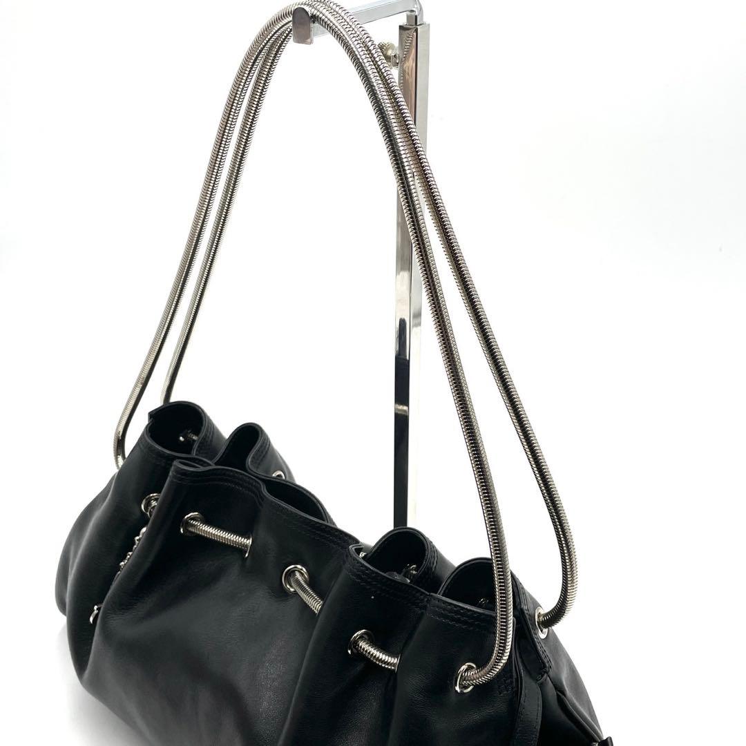 超極美品● フェラガモ ハンドバッグ ガンチーニ チャーム ブラック レザー