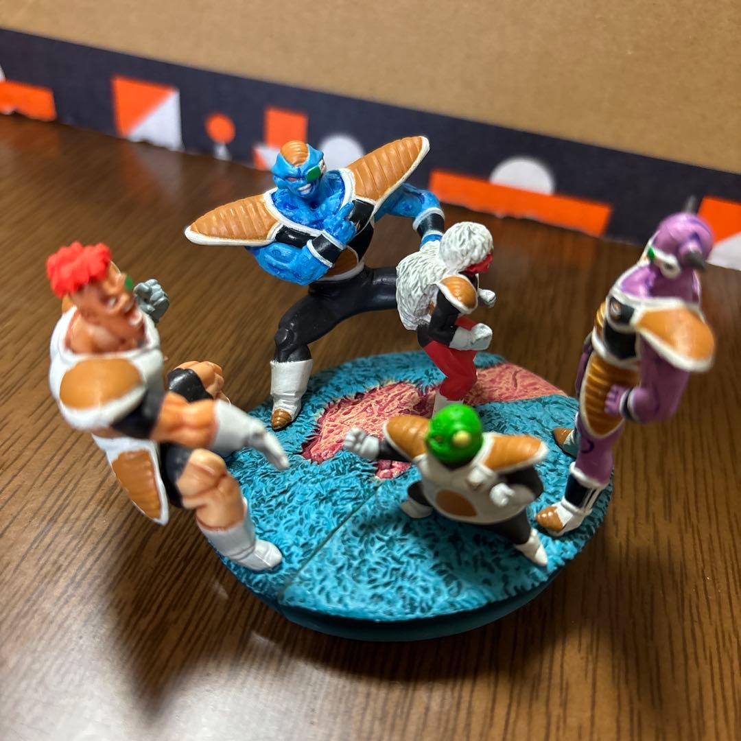 ドラゴンボールカプセルネオフィギュア ギニュー特戦隊 ベジータナッパ等3体セット