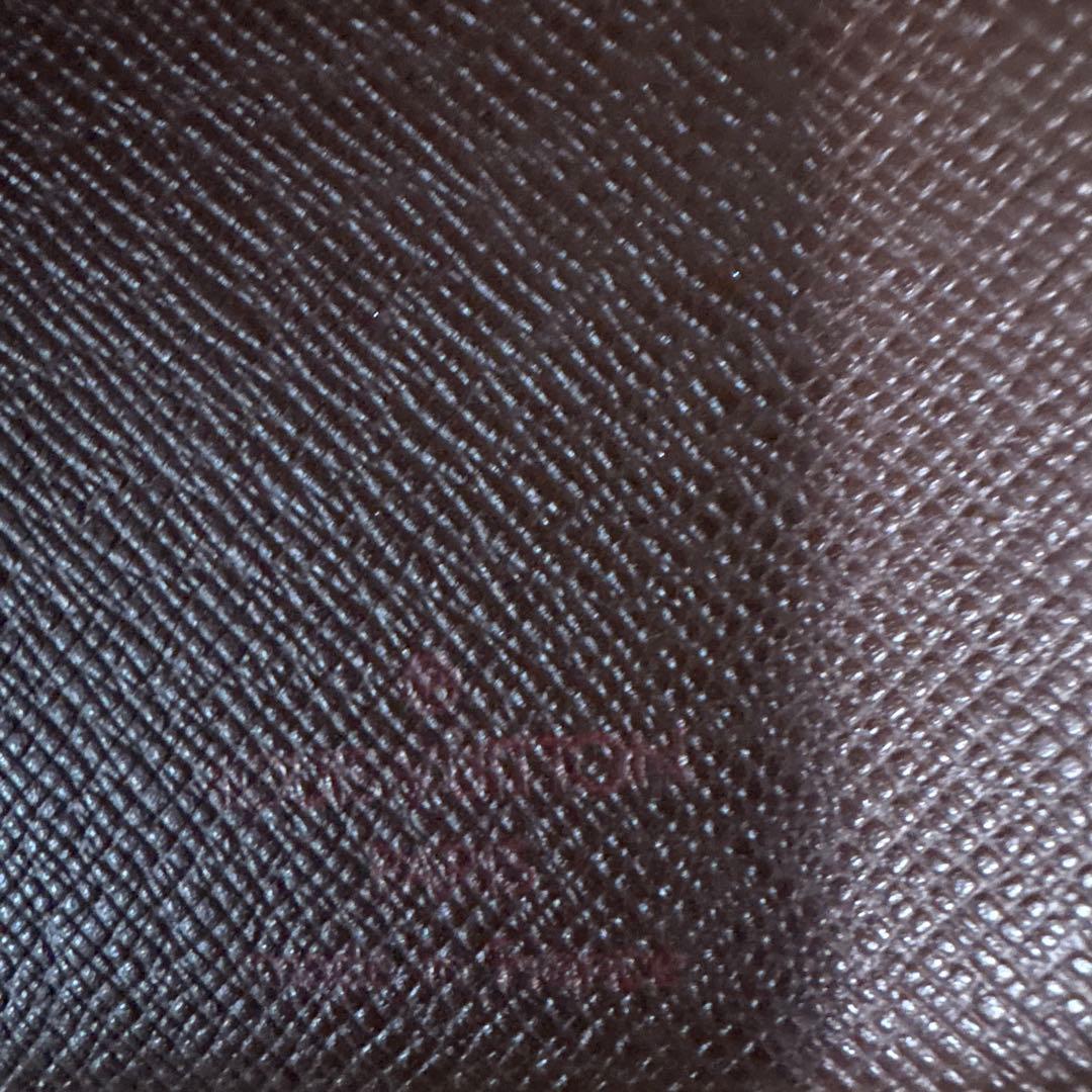 チェック柄レザー二つ折り財布