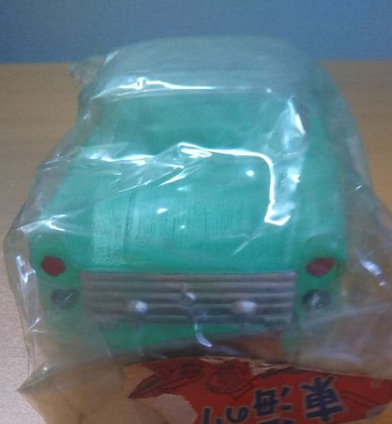 年始セール。珍品 セドリック 縦目 ポリ製 ブリキ