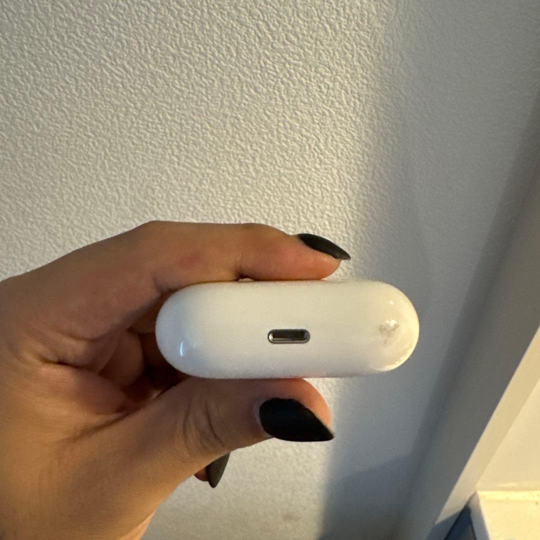 AirPods Pro 本体 ホワイト