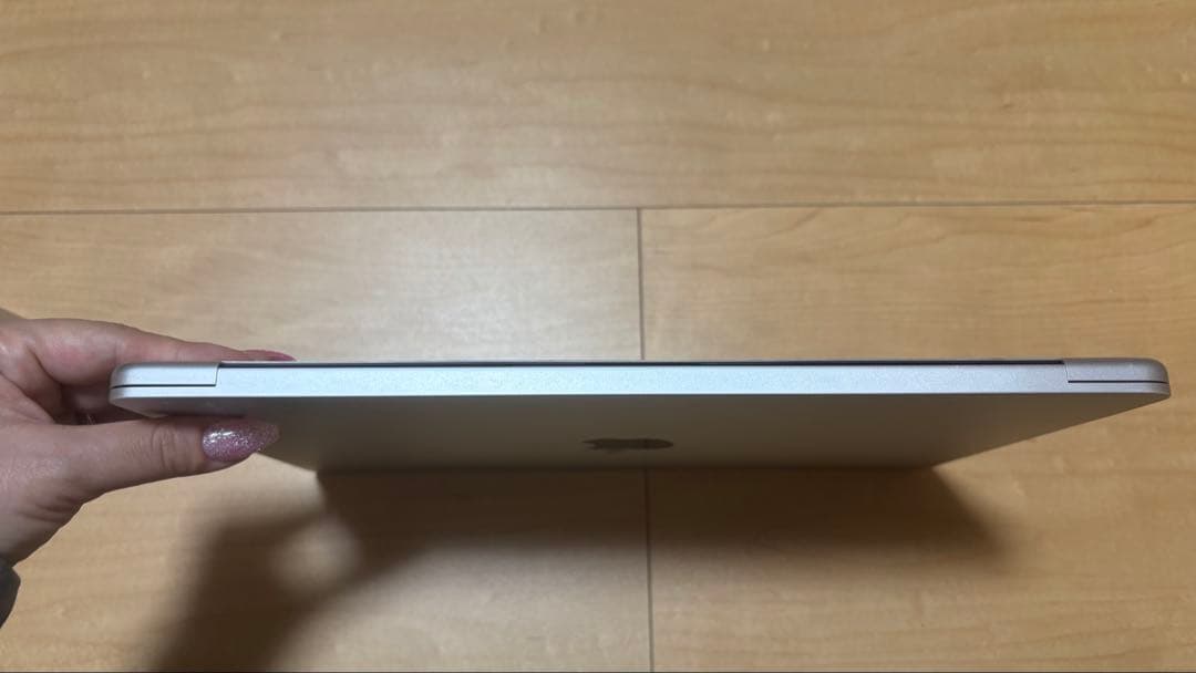 【即決価格◎本日発送】MacBook Air M2 美品／箱あり完備