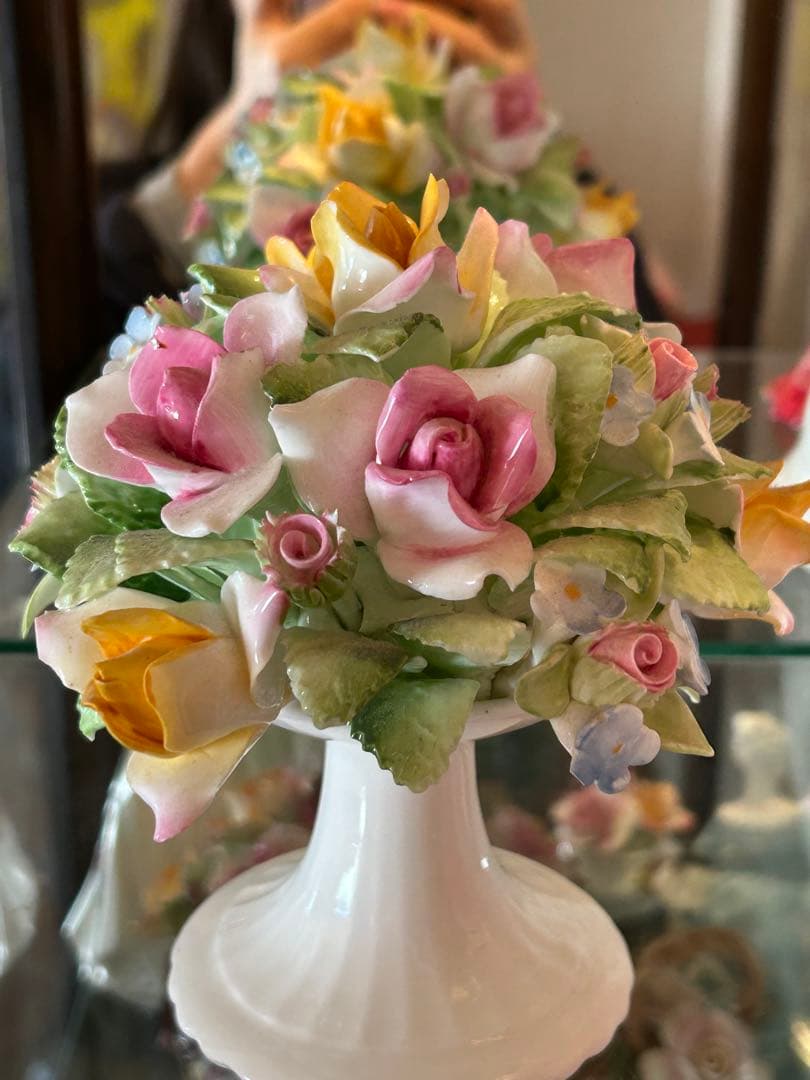 ロイヤルドルトン 陶花　オブジェ　置物