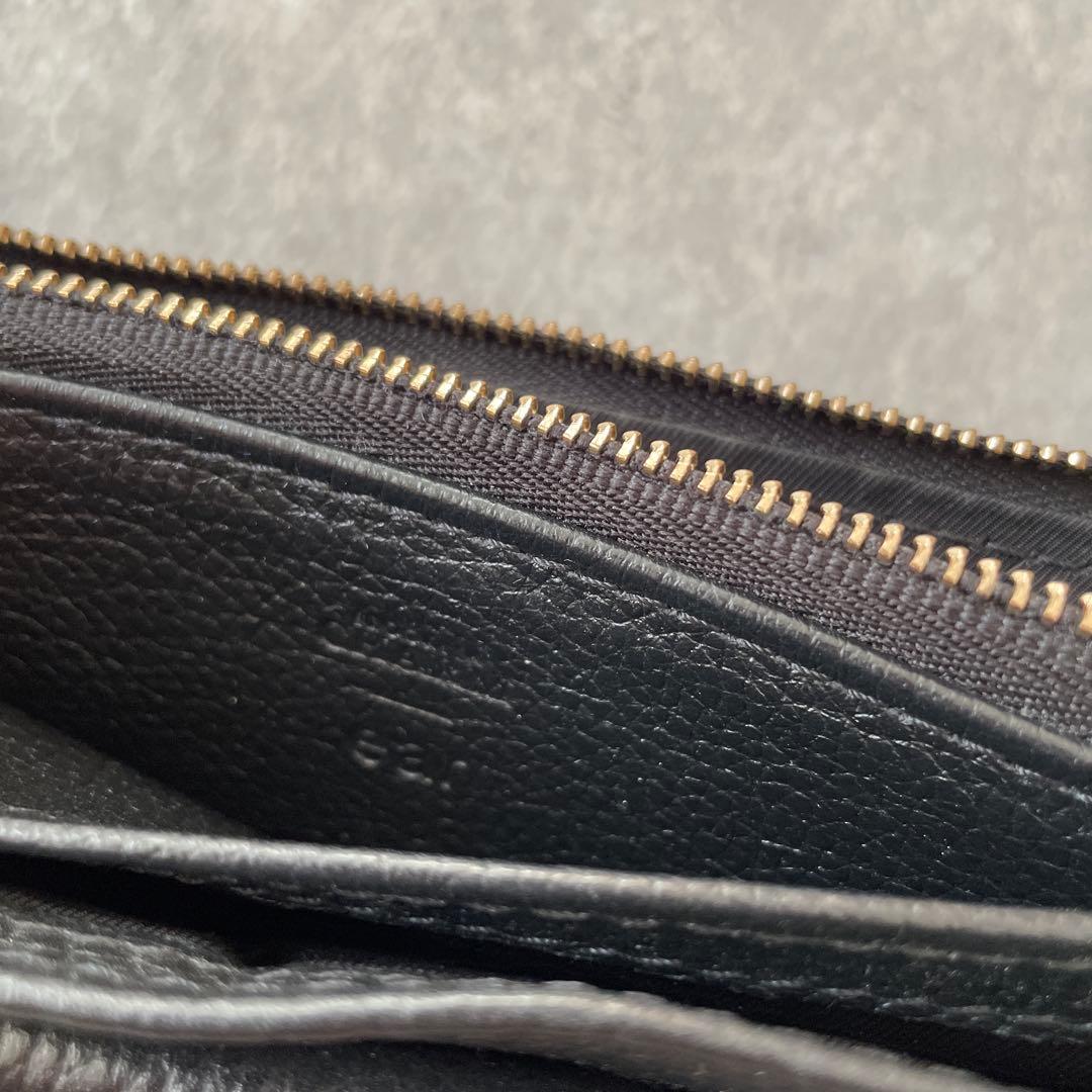 美品 イアパピヨネ Brooklyn Charm馬チャームウォレットショルダー