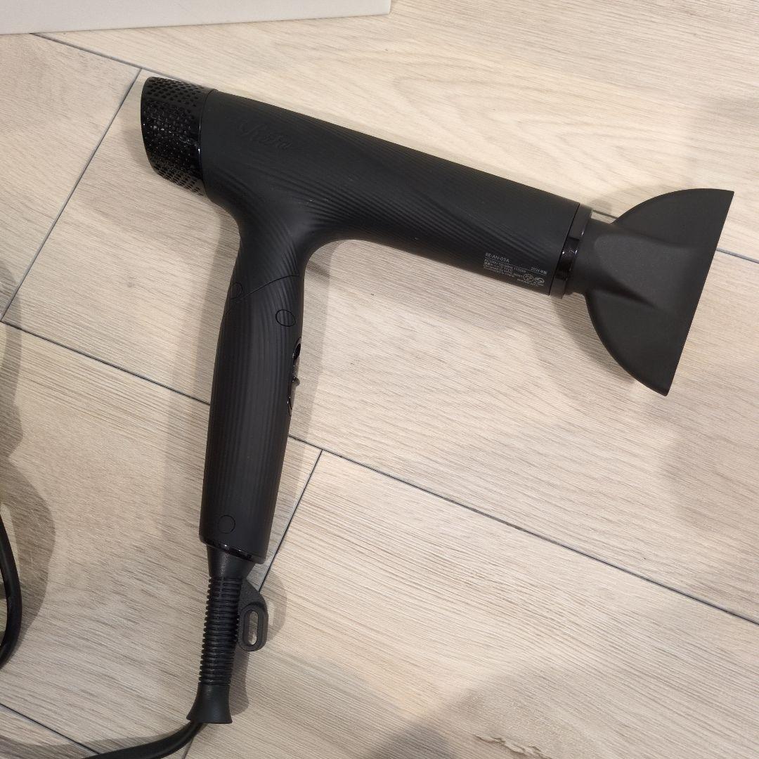 1/12迄の特別価格【3年延長保証有】リファ ビューテックドライヤースマート