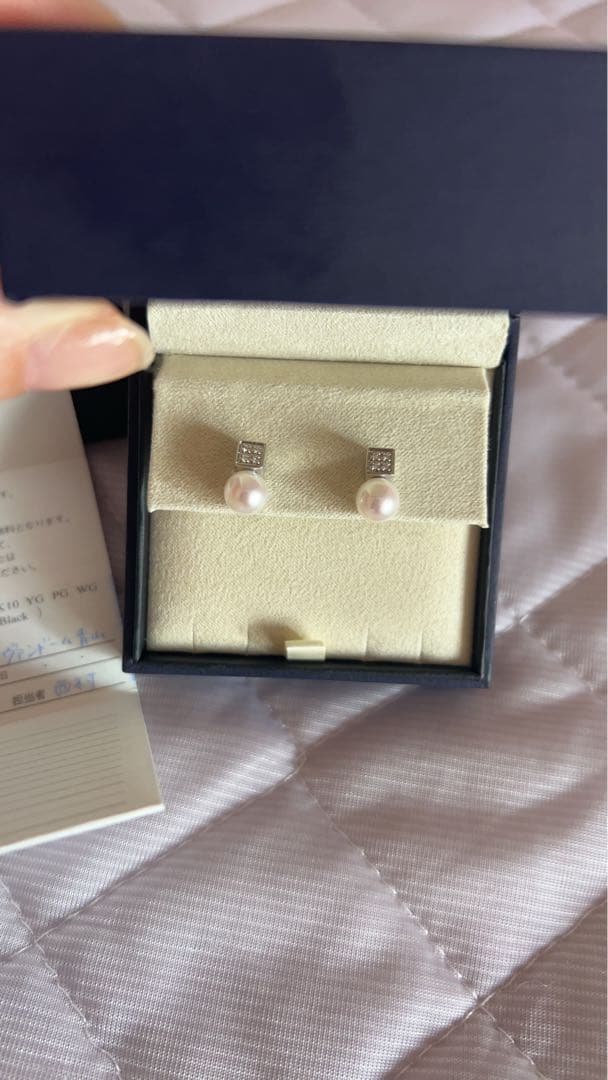 新品未使用　限定1点ヴァンドーム青山プラチナダイヤモンドアコヤ　パールピアス