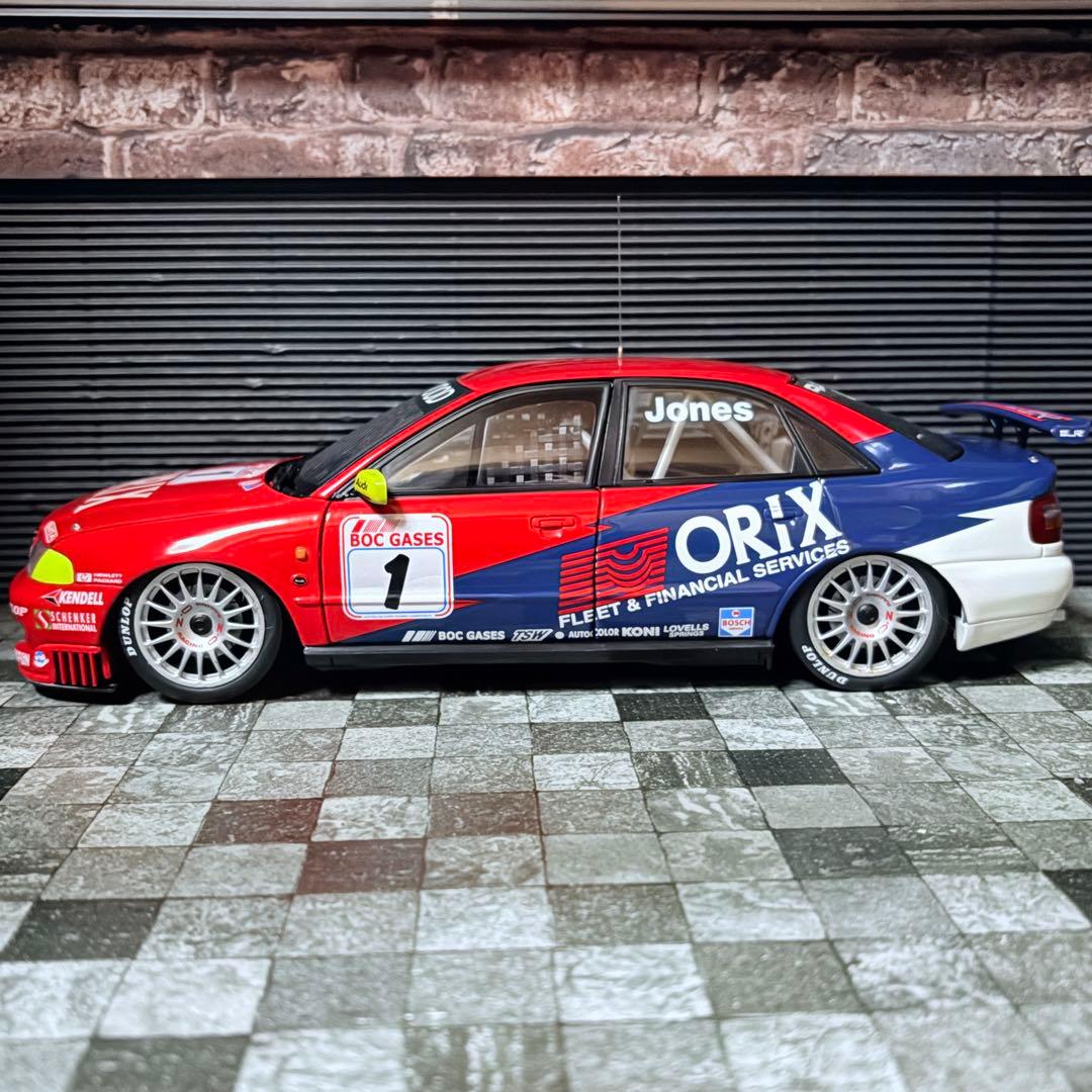 ワンオフカスタム 1/18 UTmodels アウディ A4 クワトロ ASTC