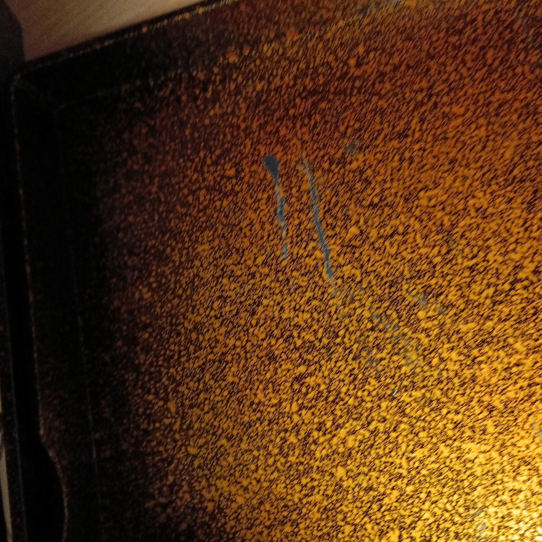 書道セット・雨畑硯(蓋付き)、南部鉄の水差し、筆、墨、文鎮入りです。