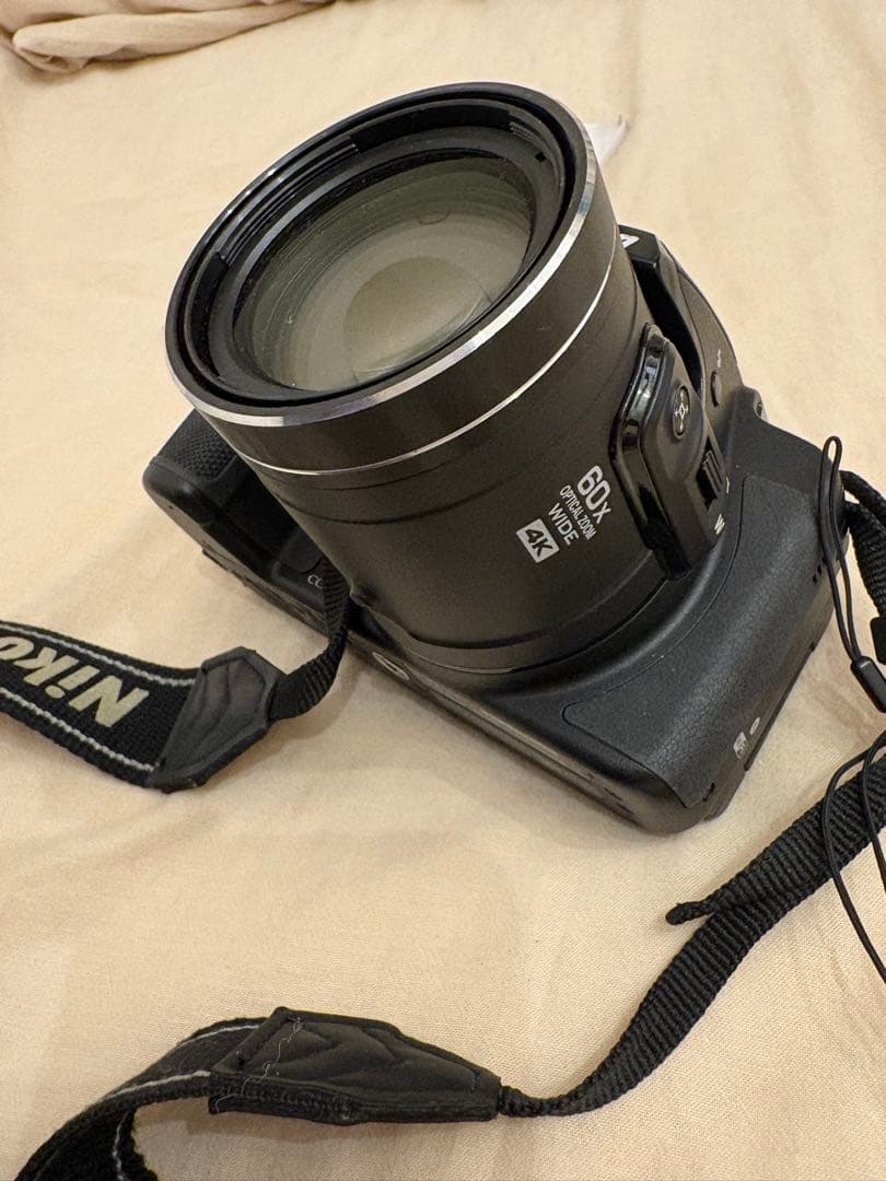 デジタルカメラ Nikon coolpix B700