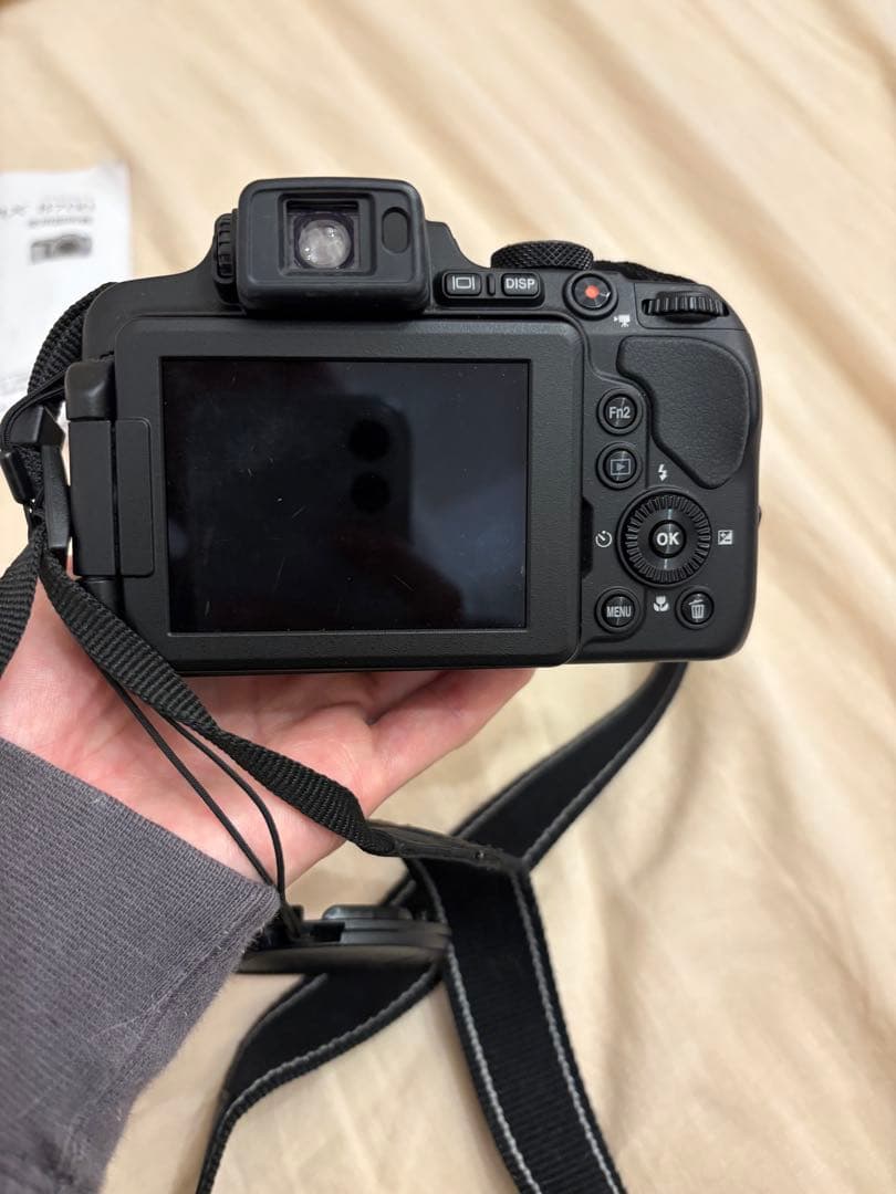 デジタルカメラ Nikon coolpix B700