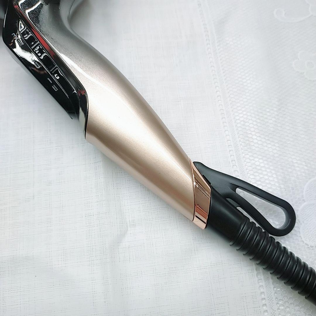 ほぼ未使用★付属品完備 リュミエリーナ レプロナイザー 4D plus