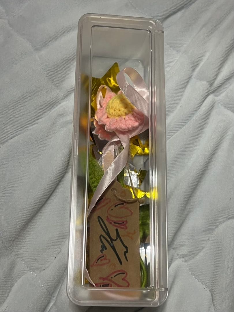 NMIXX ヘウォン サイン 花