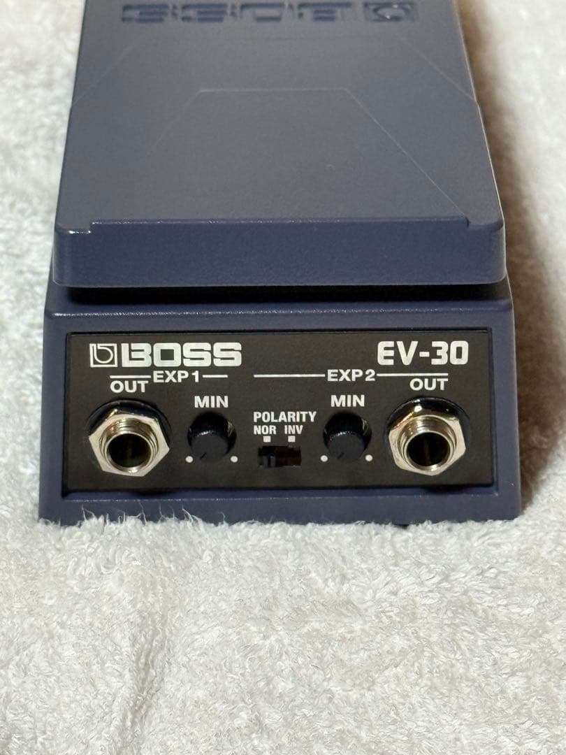 BOSS ボス EV-30 エクスプレッションペダル 未通電品