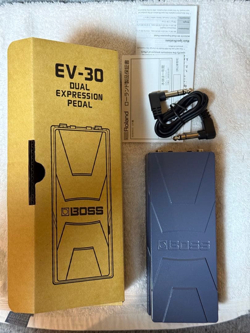 BOSS ボス EV-30 エクスプレッションペダル 未通電品