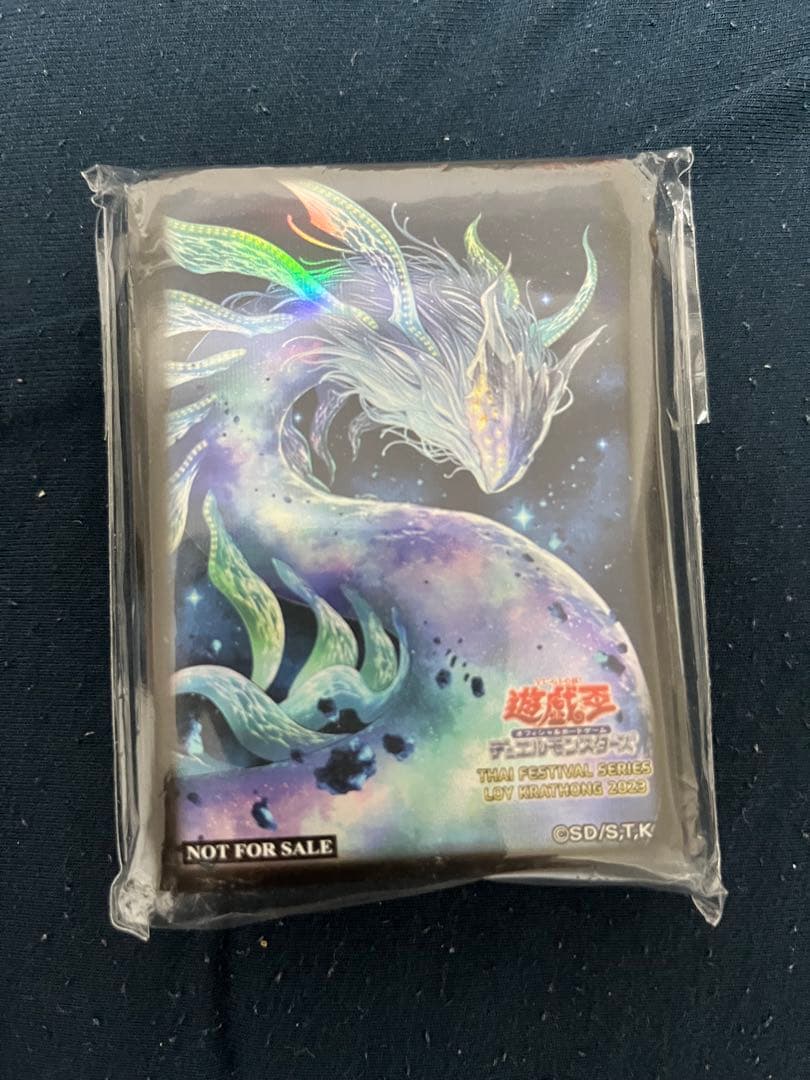 「新品未使用」遊戯王　海外限定　プレイマット&スリーブセット　ゴーティス