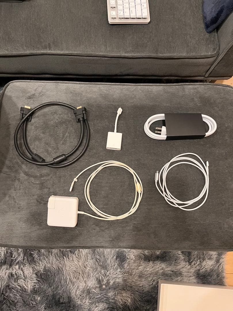 MacBook本体 MacBook Pro Supreme 2014 retina 500gb