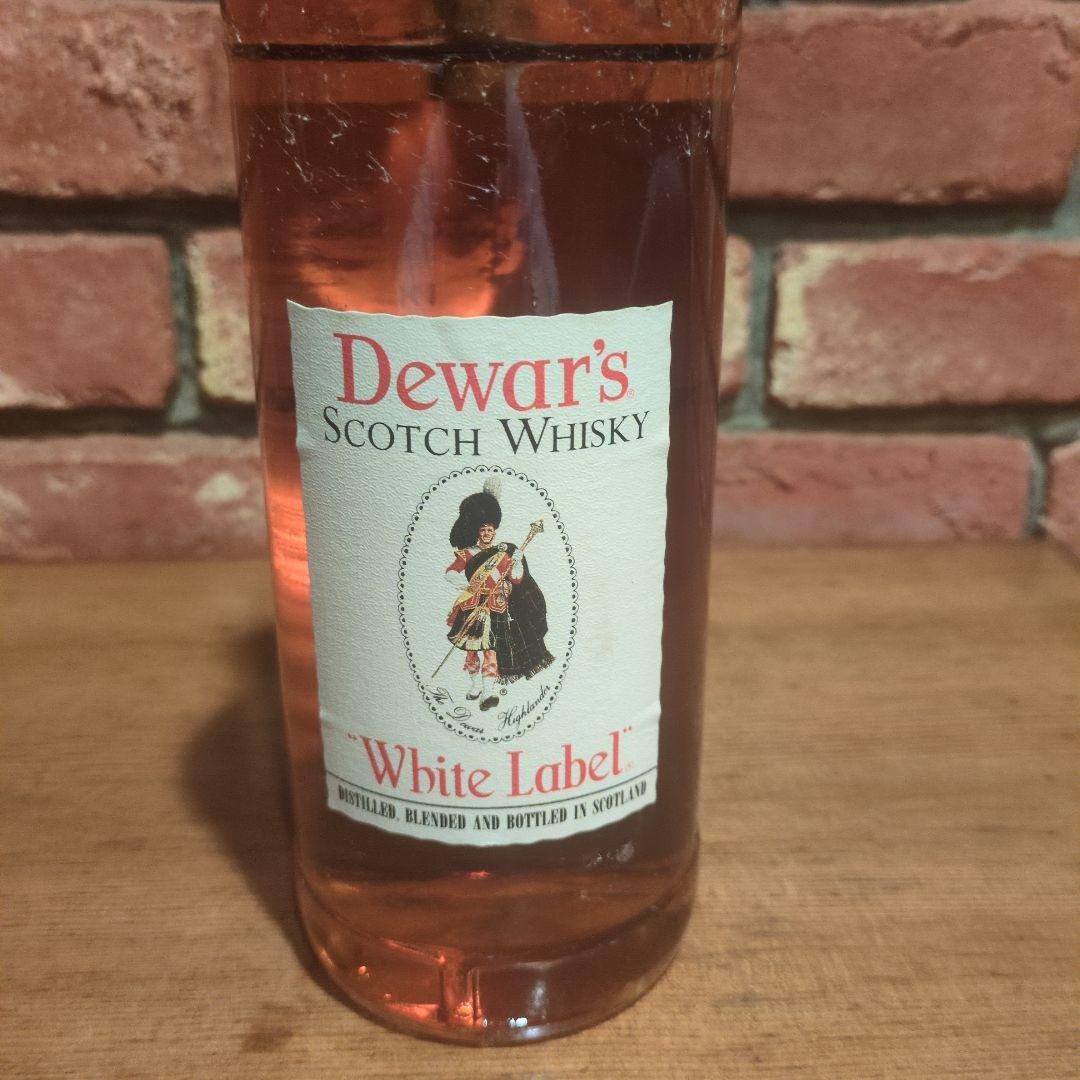 値下げ中　古酒　デュワーズ　ホワイトラベル　Dewar's 1L 43%